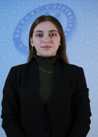 Öksüz, Büşra